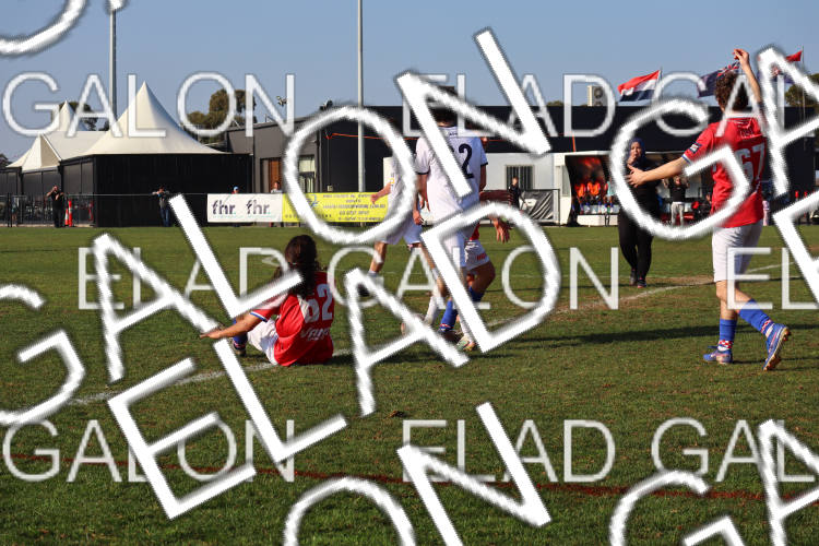 Melbourne Knights vs Oakleigh Cannons photo