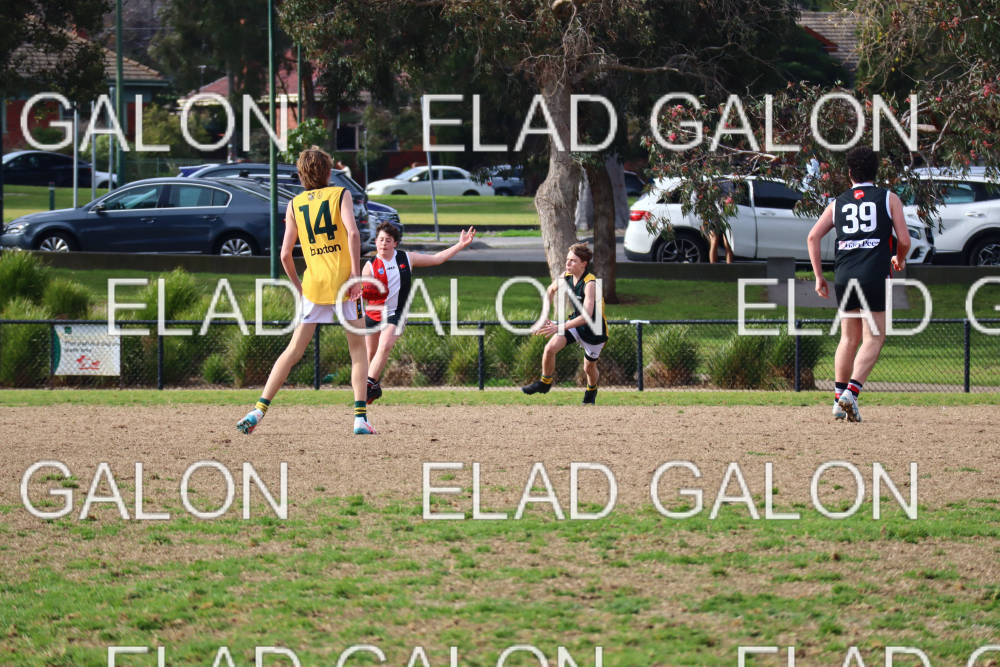 AJAX U16 Boys JETS vs East Sandy Rovers U16 Boys STEEN photo